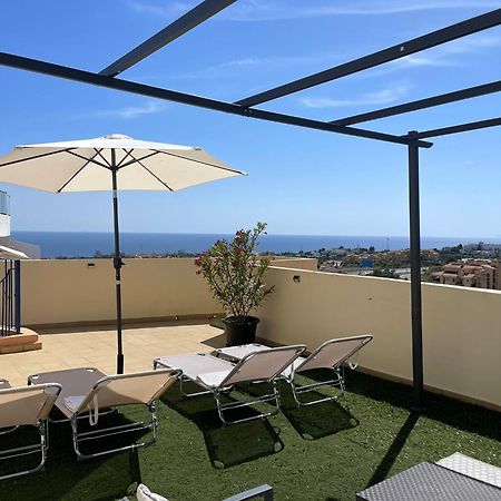 Апартаменти Panoramic Seaview Міхас Екстер'єр фото