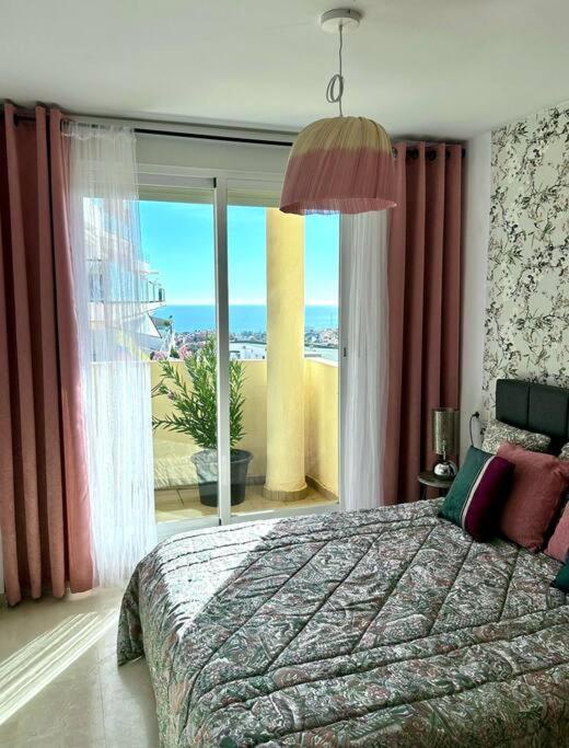 Апартаменти Panoramic Seaview Міхас Екстер'єр фото